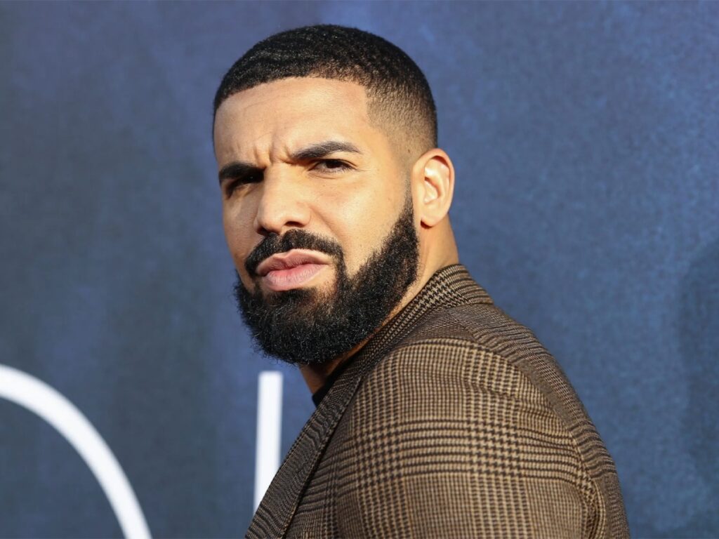 17 Soccer Hairstyles: Iconic Cuts That Score On and Off the Pitch 6 14 Best Buzz Cut Hairstyles for Men Buzz Cut with a Beard