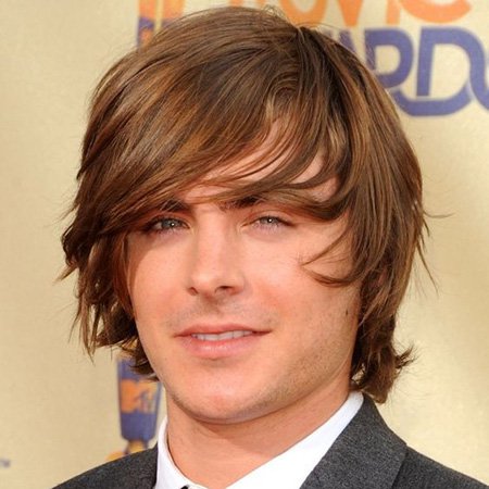 20 Trendy Korean Hairstyles for Men: The Ultimate Style Guide 6 8. The Shaggy Side Sweeper. .width 800