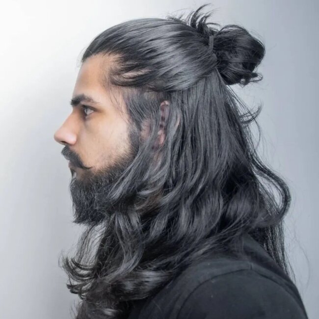18 Effortless Summer Hairstyles: Stay Cool and Stylish 7 Half Up Man Bun Hairstyle 650x650 1
