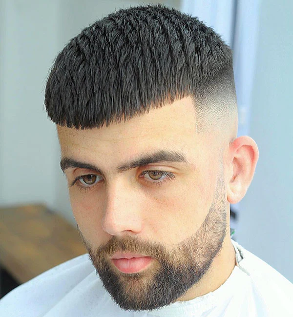 17 Soccer Hairstyles: Iconic Cuts That Score On and Off the Pitch 4 Straight French Crop