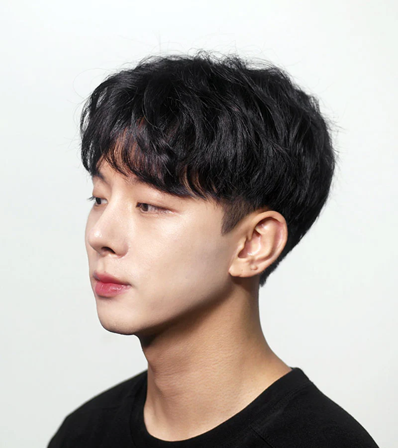 20 Trendy Korean Hairstyles for Men: The Ultimate Style Guide 2 The Two Block Haircut