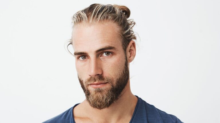 10 Ducktail Beard: How to Grow, Style and Maintain This Signature Look