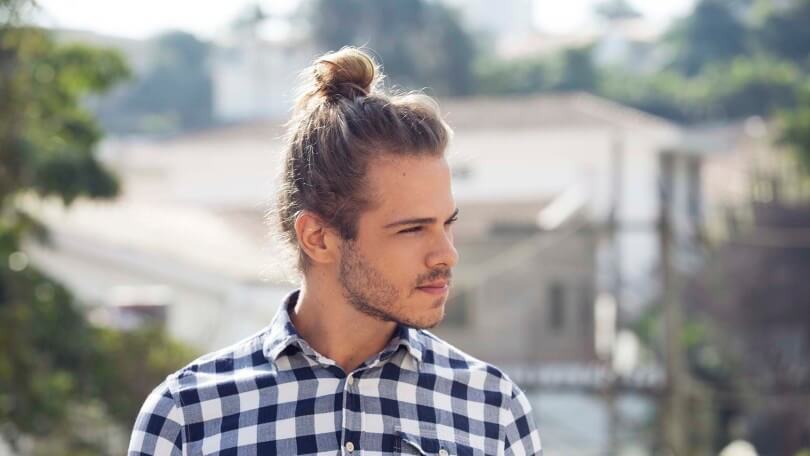 18 Effortless Summer Hairstyles: Stay Cool and Stylish 6 how to make a man bun outside