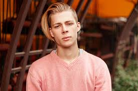 15+ Best Hairstyles for Round Faces in Men – Flattering Styles for a Defined Look 15 images 6f32104c 4226 4a08 85b3 5a1aa4bd25c4