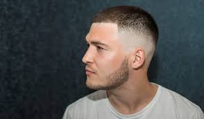 15+ Best Hairstyles for Round Faces in Men – Flattering Styles for a Defined Look 5 images f36addff c5b1 463c b7a2 6b064332161a