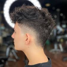 15+ Best Hairstyles for Round Faces in Men – Flattering Styles for a Defined Look 12 images f43a9ff4 4b36 4dc0 aefd 2ca601100543