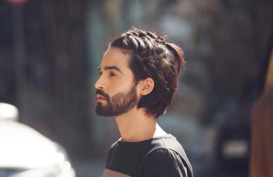 18 Effortless Summer Hairstyles: Stay Cool and Stylish 4 man top braid finished look 532x345 1