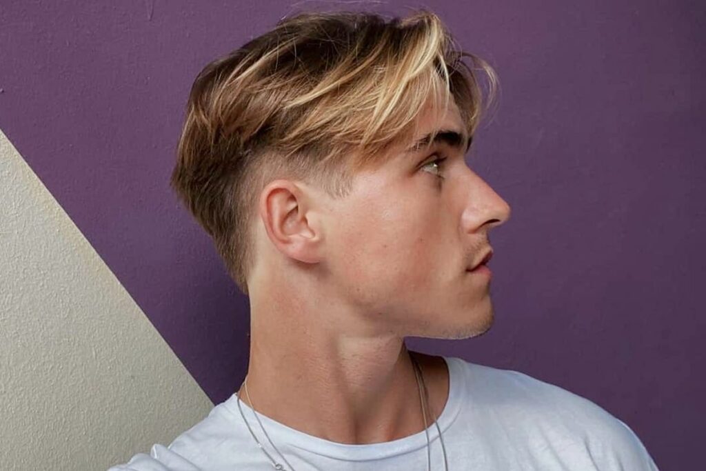 20 Trendy Korean Hairstyles for Men: The Ultimate Style Guide 18 middle part undercut