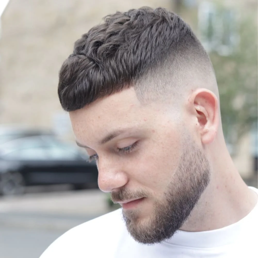 15 Stylish Caesar Cuts for Men: Timeless Looks for the Modern Gentleman 8