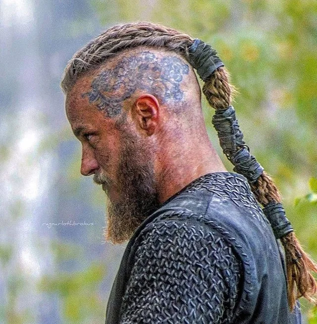 17 Braided Hairstyles for Men: Style, Identity, and Expression 6 any one know what type of braids these are ive been looking v0 ja1wogqh9uae1