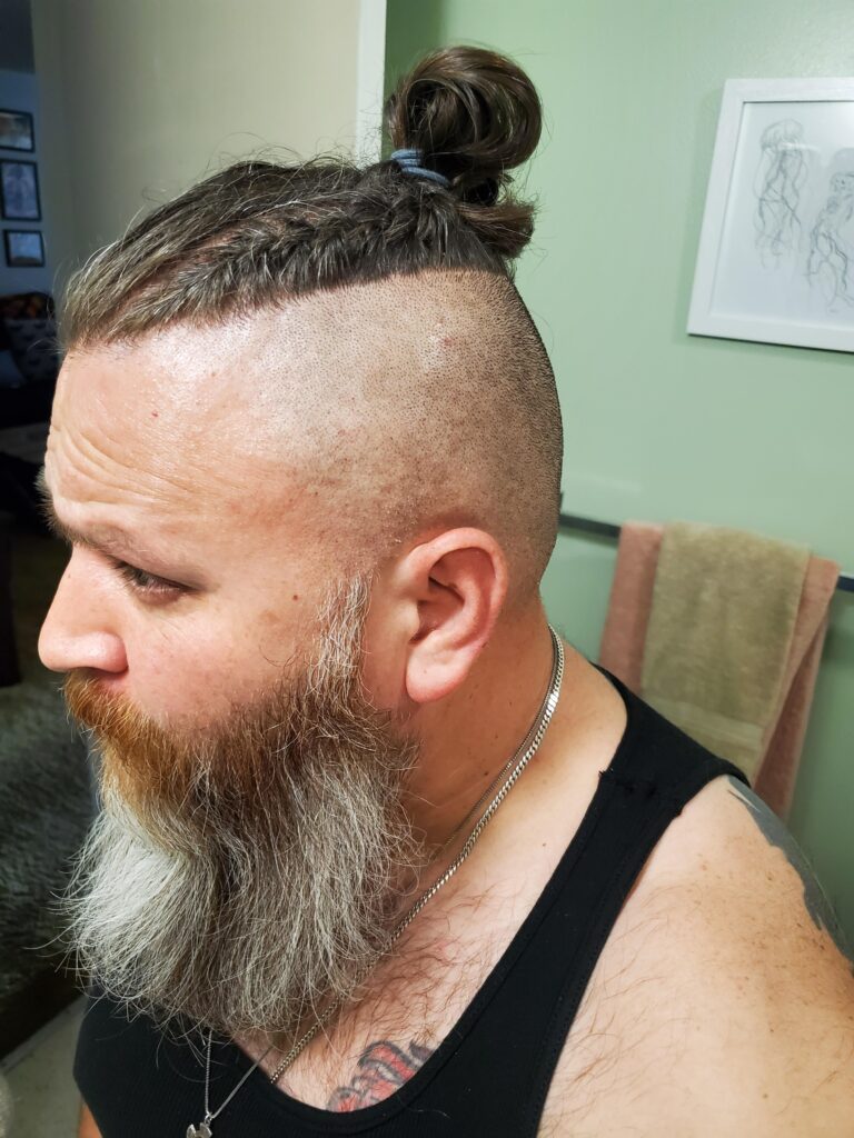 17 Braided Hairstyles for Men: Style, Identity, and Expression 13 ch3h39nw4b671