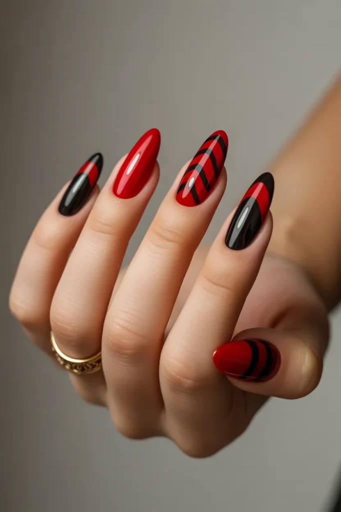 alternating red and black almond nails w XzLXMUouROmcINXyFY4Ovg 4oBIRL yTfiiVQ1uDWoNfQ