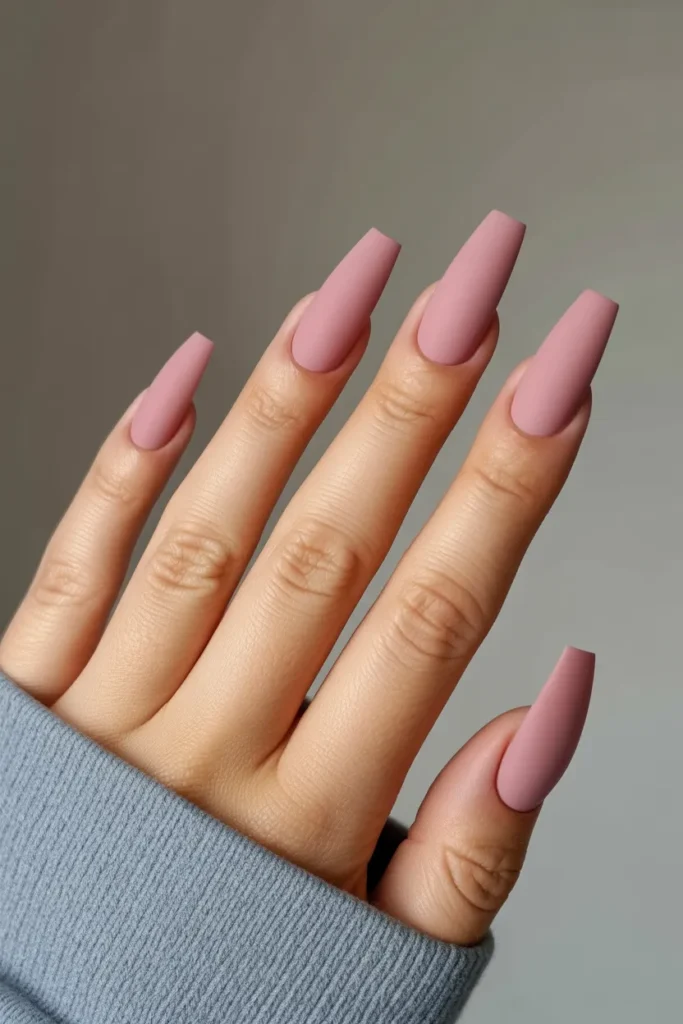 matte pink nails in dusty rose shade cof QwLAruy7Tn2XNVyaiYxlYw elxzciKoRo2CrKhE5xfYKA